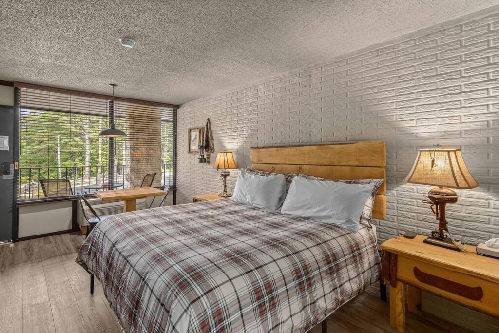 Stonegate Lodge King Bed, Wifi, 50In Tv, Fire Pit, Salt Water Pool Room # 310 Eureka Springs Exterior foto
